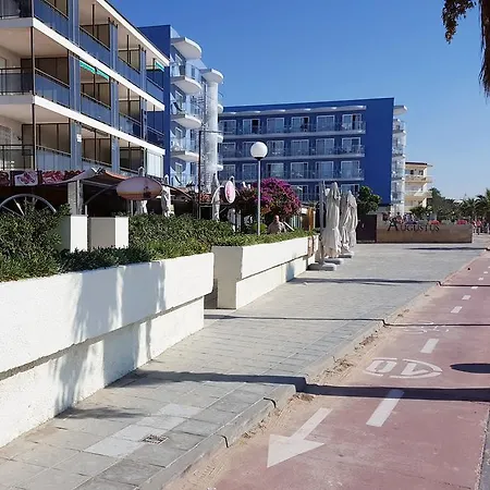 Turisticos Augustus Apartment Cambrils